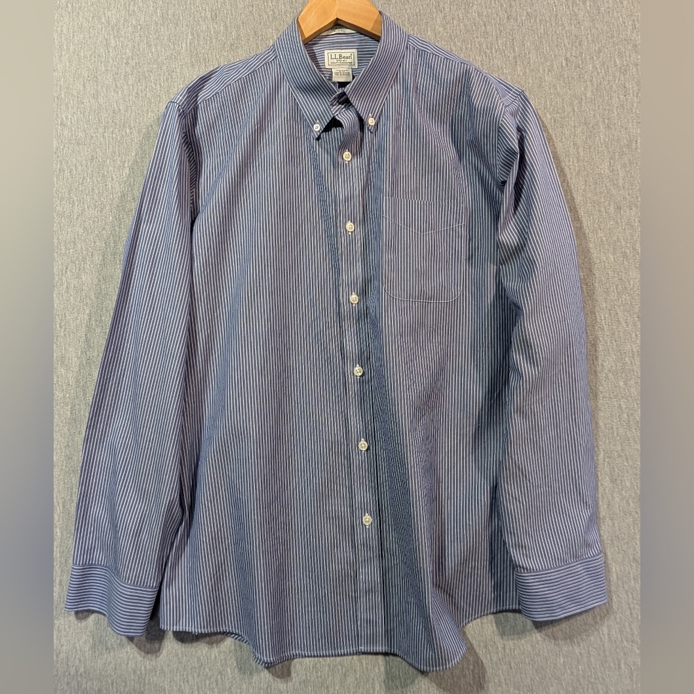 L.L. Bean Wrinkle Resistant Slim Fit Dress Shirt Men's 17-35 Blue White Striped